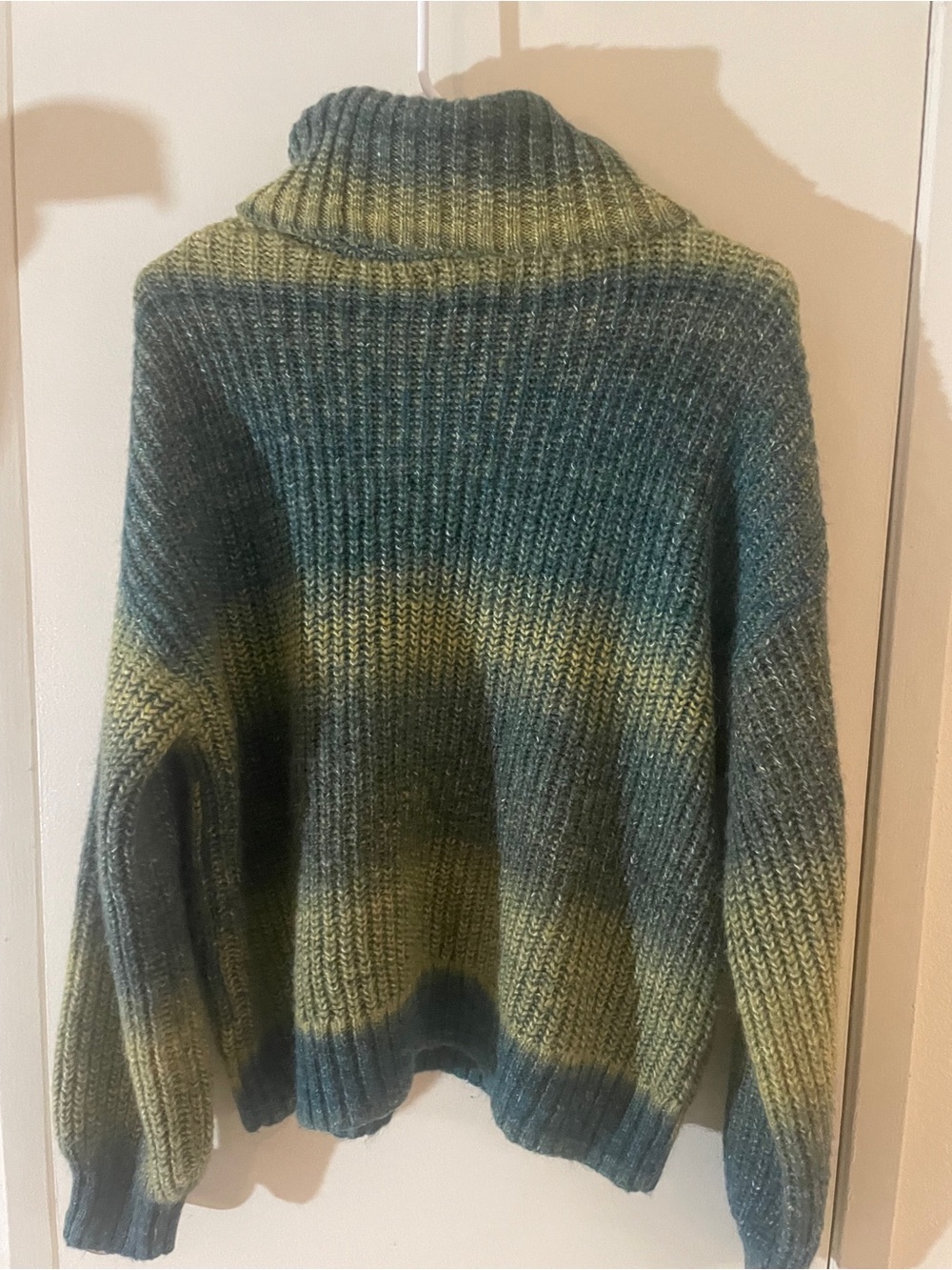 Old Navy Chunky Knit Turtleneck Sweater Large Green Brushed Halo Oversized Cozy - Picture 3 of 11